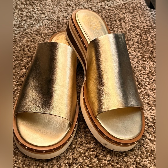 VINCE CAMUTO MERALDA Slide Wedges - Picture 1 of 5